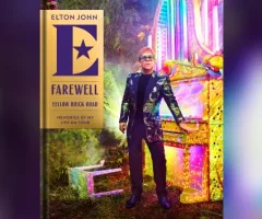 m_eltonjohnfarewelltourbook_012424189852