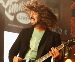m_foofighters_0418232028129657474