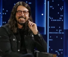 m_davegrohl_052323_0256108