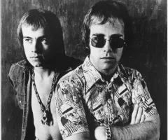 getty_eltonandbernie1971_052225_0858835