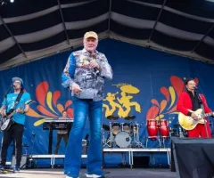 getty_beachboys_062725574595