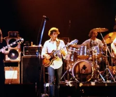 getty_gratefuldead_070125_larry20hulst3amichael20ochs20archives3agetty20images181776