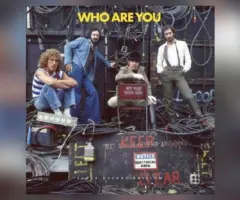 m_whoareyou_09022559893