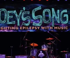 m_joeysongfreezingman_090825_0869108
