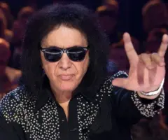 m_genesimmonsondwts_010825202812920281292028129930255