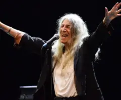 getty_pattismith_020926710249