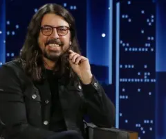 m_davegrohl_052323786876