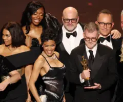 getty_onebattleafteranotheroscars_031526976873