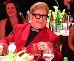 m_eltonjohnathisoscarparty_031626289279