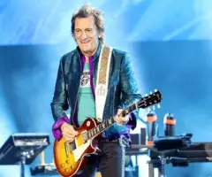 getty_ronniewood_032026842026