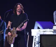 m_foofighters_0226262028129604824