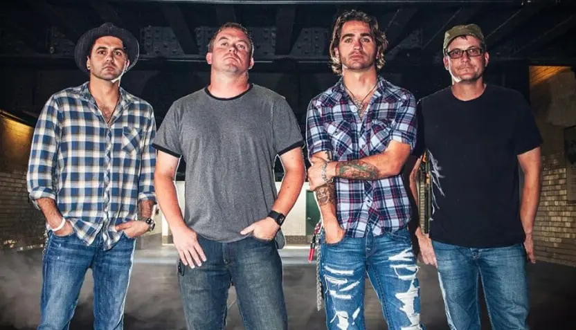 cross-canadian-ragweed-2025-b-832