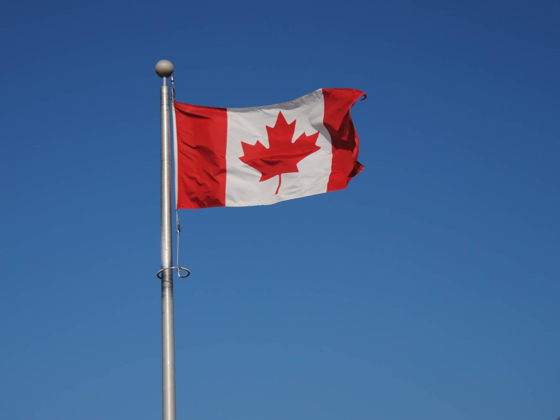 canadian-flag-1381017981qzx