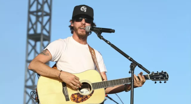 Chris Janson performs at the CountryFlo Music and Camping Festival on November 4^ 2016 in Lake Wales^ Florida.