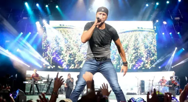 Luke Bryan performs in concert at the XFINITY Theatre on September 13^ 2014 in Hartford^ Connecticut.