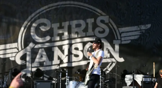 Chris Janson performs at the CountryFlo Music and Camping Festival on November 4^ 2016 in Lake Wales^ Florida.