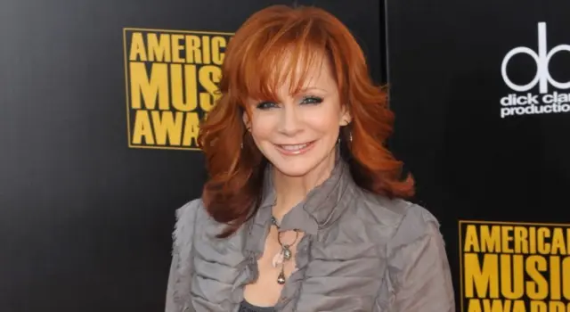 Reba McEntire at the 2009 American Music Awards at the Nokia Theatre L.A. Live. November 22^ 2009 Los Angeles^ CA Picture: Paul Smith / Featureflash