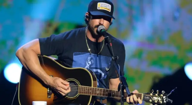 Riley Green performs in Hollywood^ Florida on November 14^ 2024. The performance was part of Audacy’s Stars and Strings benefit concert. Hollywood^ Florida - November 14^ 2024