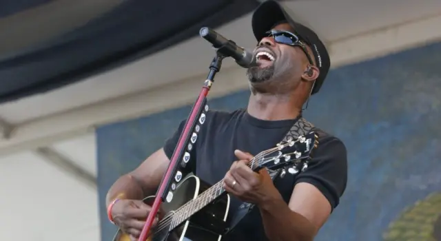Hootie and the Blowfish lead singer Darius Rucker performs on stage at the 2010 New Orleans Jazz and Heritage Festival. New Orleans^ Louisiana - April 25^ 2010