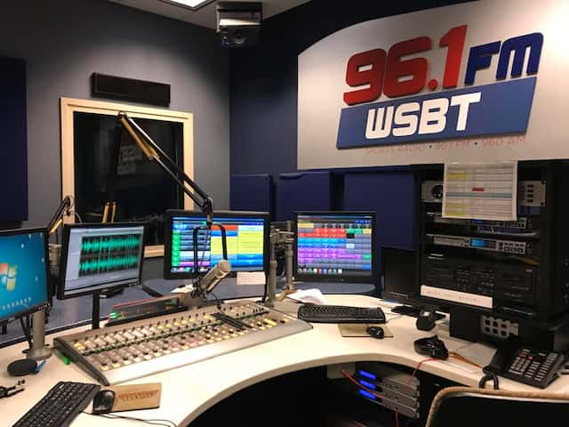 Download The 96 1 Wsbt Studio Zoom Background 96 1 Wsbt Radio