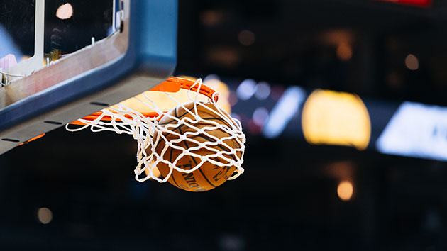 Eighteen former NBA players charged with defrauding the NBA's health and welfare benefit plan - Vimarsana News