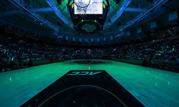 purcell-pavilion-green-light