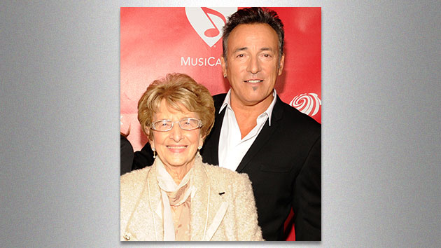 getty_springsteenandmother630_041618