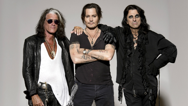 Sebastian Bach Alice Cooper Christmas 2022 Hollywood Vampires, Blue Oyster Cult Members To Perform At Alice Cooper's  Christmas Pudding Charity Concert | 97.7 The River