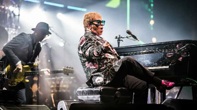 m_eltonjohnfarewelltouronstage_092618-4