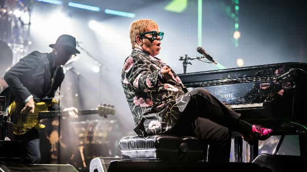 m_eltonjohnfarewelltouronstage_092618-11