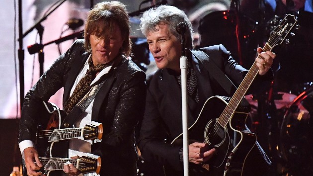 getty_jonbonjovirichiesambora_121420