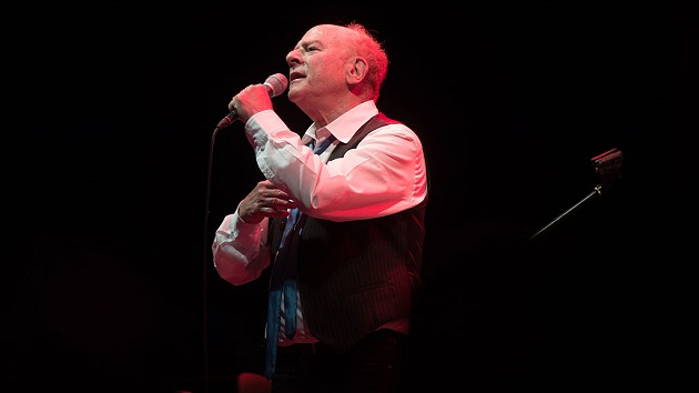 getty_artgarfunkel630_110521