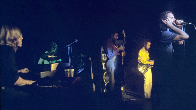m_thedoors_111422-2
