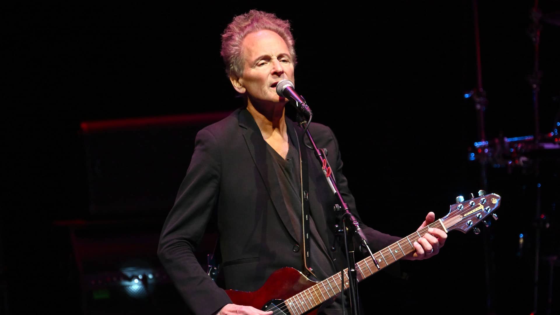 Lindsey Buckingham working on a new album | 97.7 The River