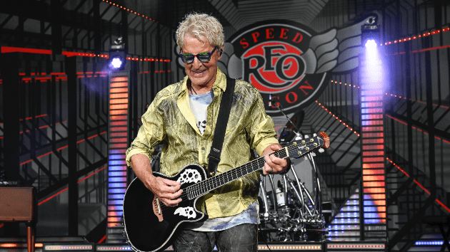 Kevin Cronin Introduces Reo Speedwagon Fans To New Keyboardist 977 The River