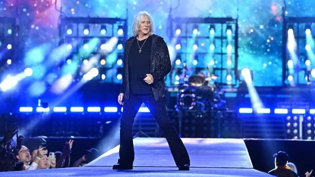 getty_defleppard_022525619964