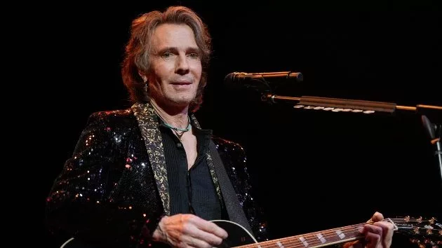 getty_rickspringfield_022725774311
