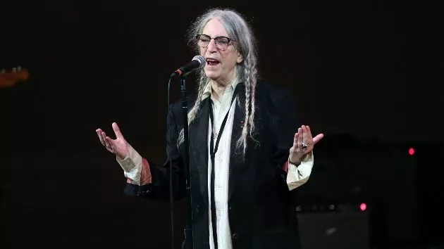 getty_pattismith_041725763450