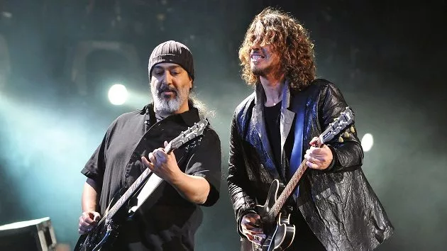 g_soundgarden_042825702007