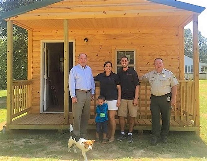 State Tdec Director Visits Paris Landing S Tiny Cabins Wenk Wtpr