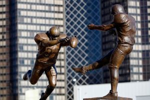 Steve Gleason Statue