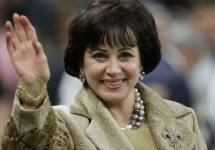 gayle-benson-waves-to-camera-png-2