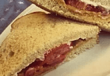 peanutbutter-tomato-sandwich