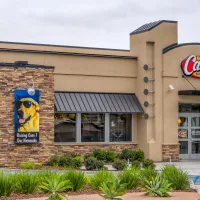 costamesaca-usa-september32016raisingcaneschicken