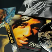 romeaugust162019coversofcdsbytupacshakur