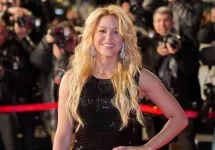 Shakira on the red carpet CANNES^ FRANCE - JANUARY 22^ 2011 -