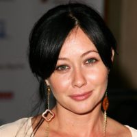 shannendohertyathollyroddesigncurebenefitfashionshowsilent
