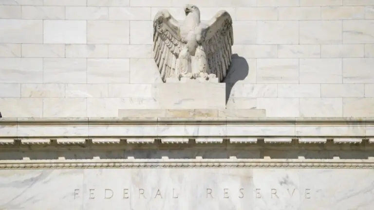 Federal Reserve Building in Washington DC^ United States