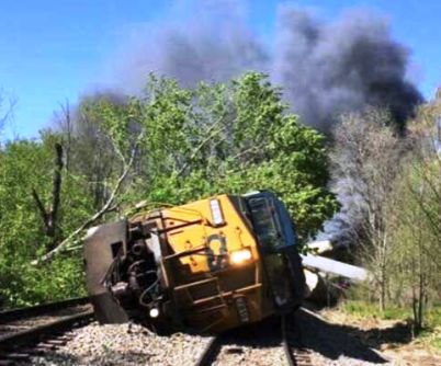 lebanon-junction-train-derailment-05-01