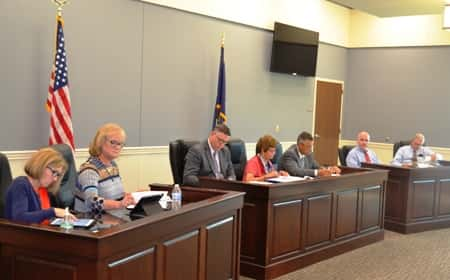 Personnel moves dominate Grayson County School Board meeting | K105